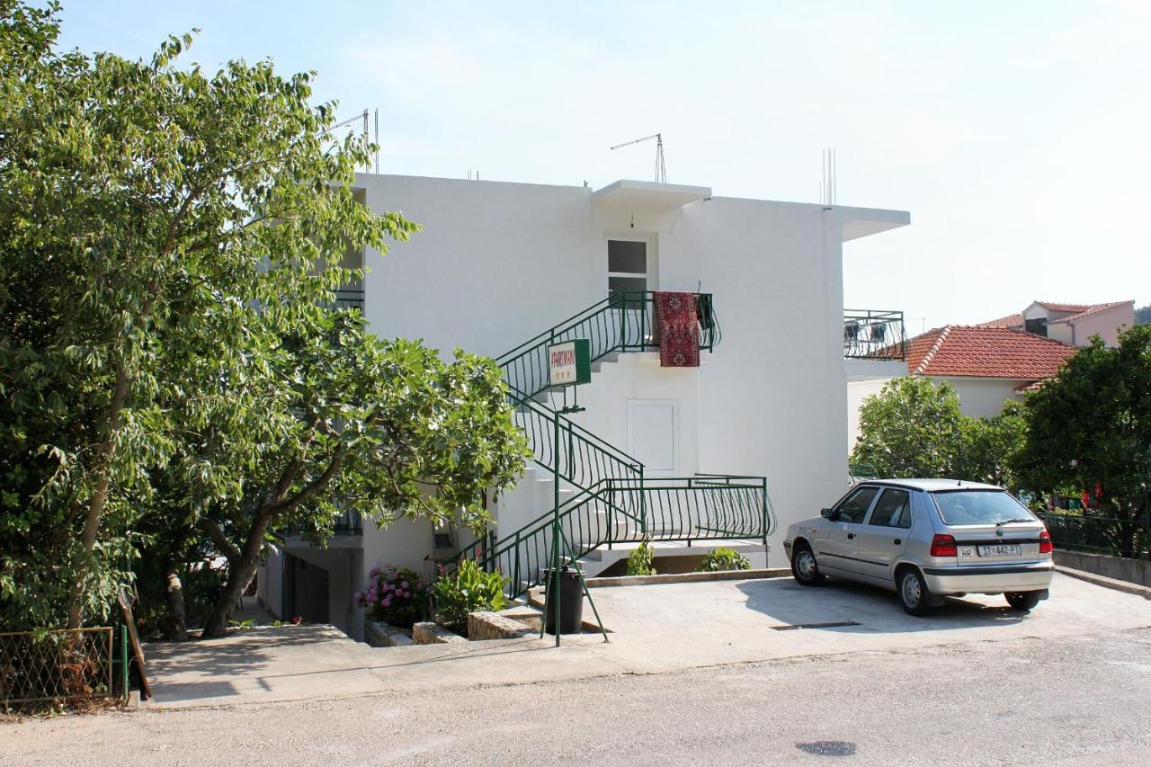 Apartments By The Sea Drvenik Donja Vala, Makarska - 6701 Extérieur photo