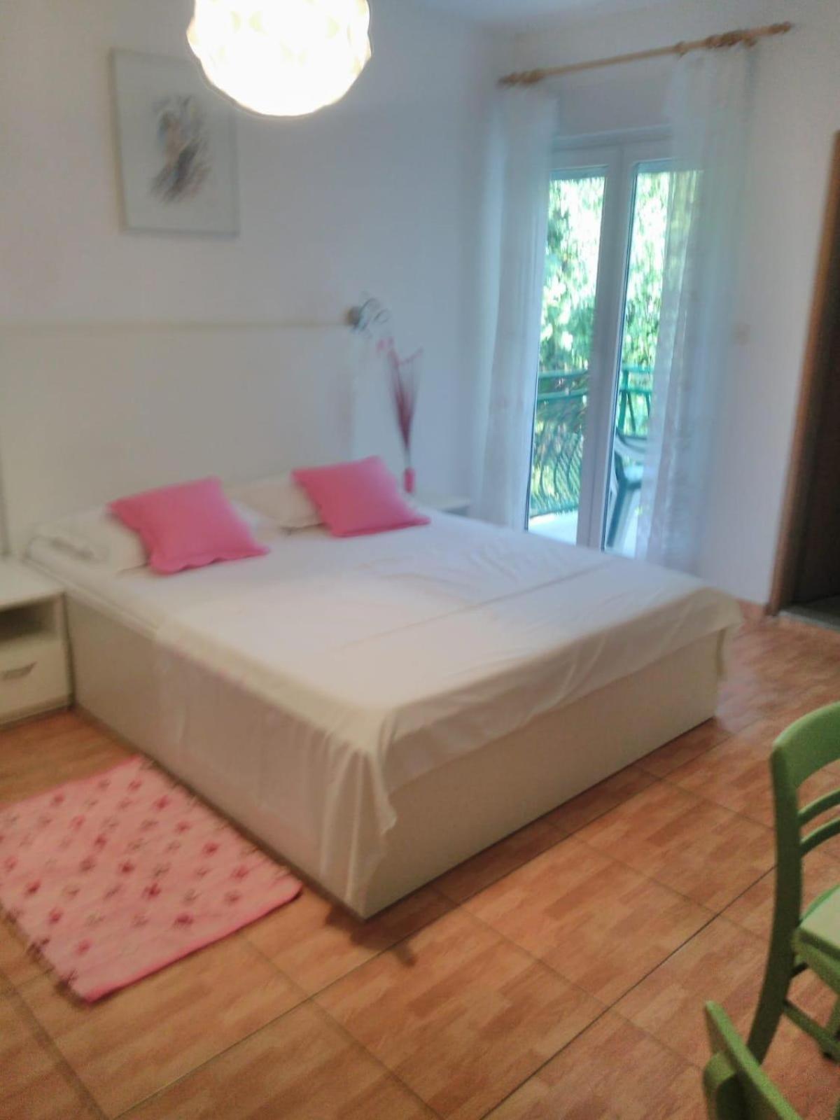Apartments By The Sea Drvenik Donja Vala, Makarska - 6701 Extérieur photo